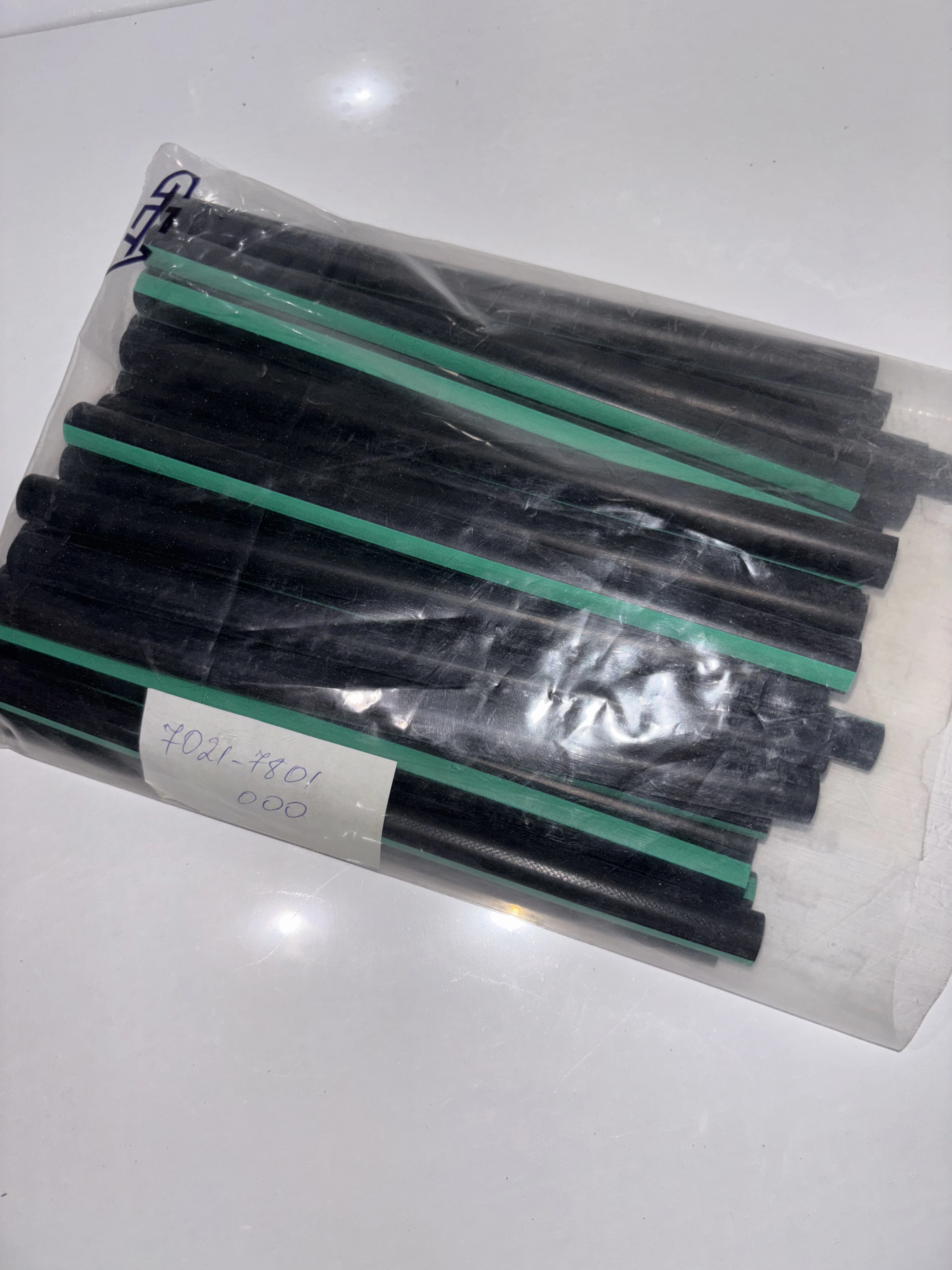 7021-7801-000 Вакуумный резиновый шланг, короткий